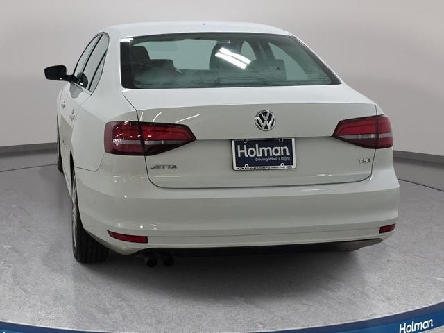 Used 2017 White Volkswagen 1.4T S image 7