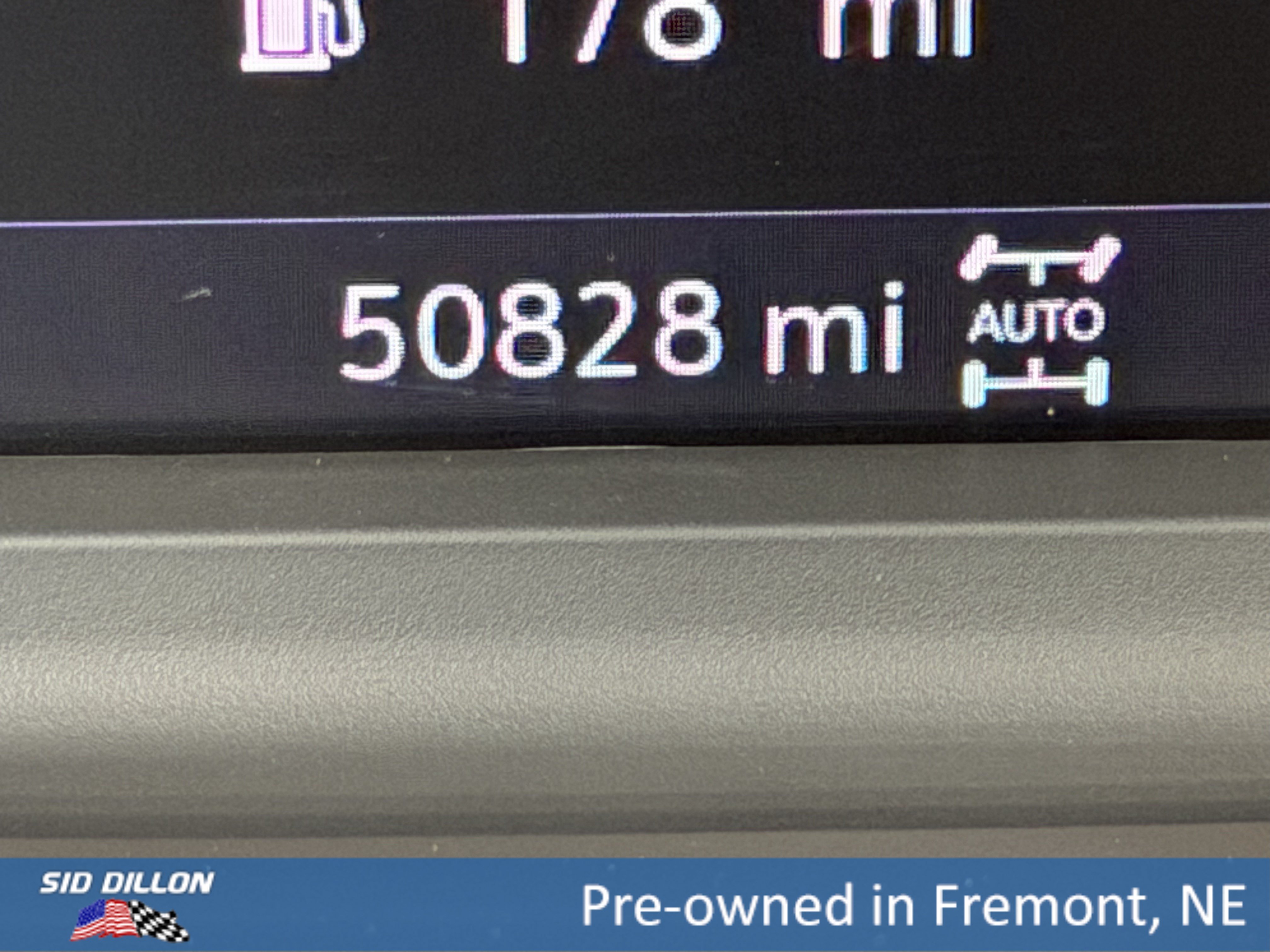 Used 2019 Summit White Chevrolet LT Trail Boss image 14