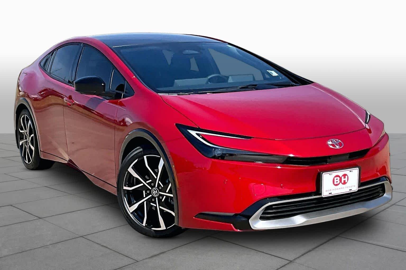 Used 2026 Supersonic Red Toyota XSE Premium image 3