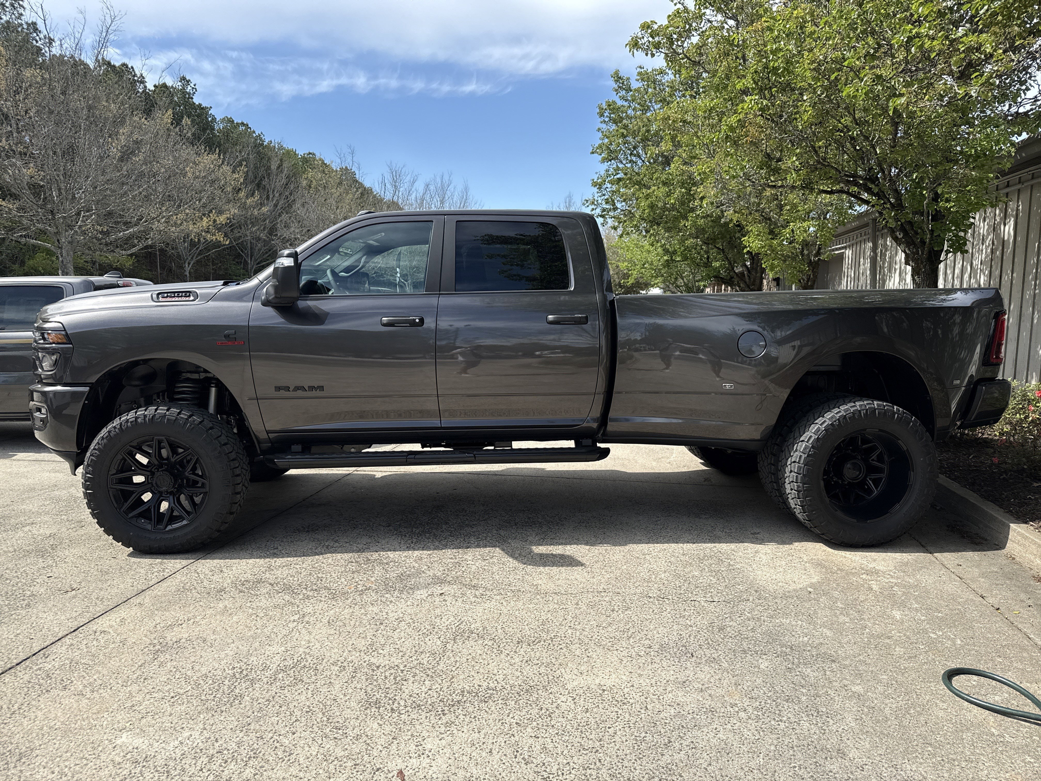 New 2026 Granite Crystal Metallic Clearcoat RAM Big Horn image 4