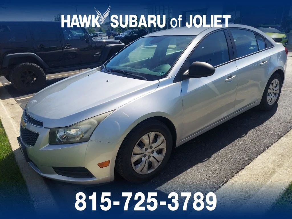 Used 2013 Silver Ice Metallic Chevrolet LS image 4