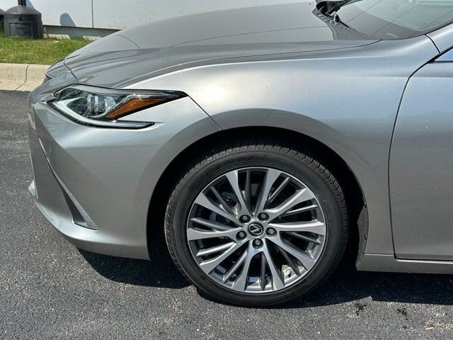 Used 2021 Silver Lexus 250 image 7