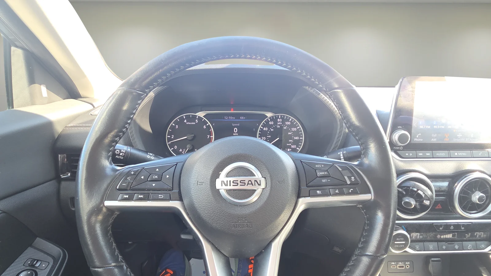 Used 2022 Gray Nissan SV image 12