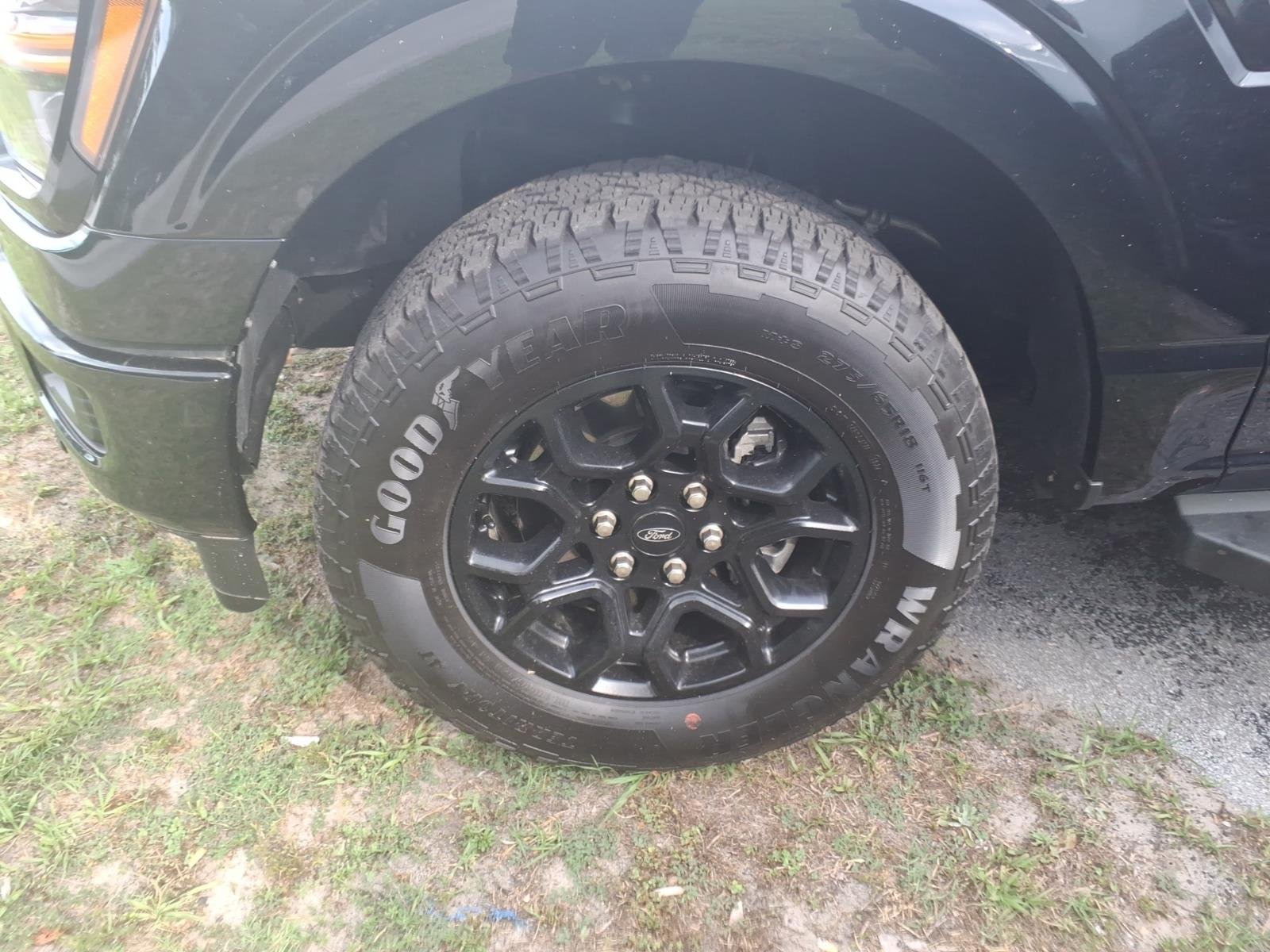 Used 2024 Black Metallic Ford XLT image 7
