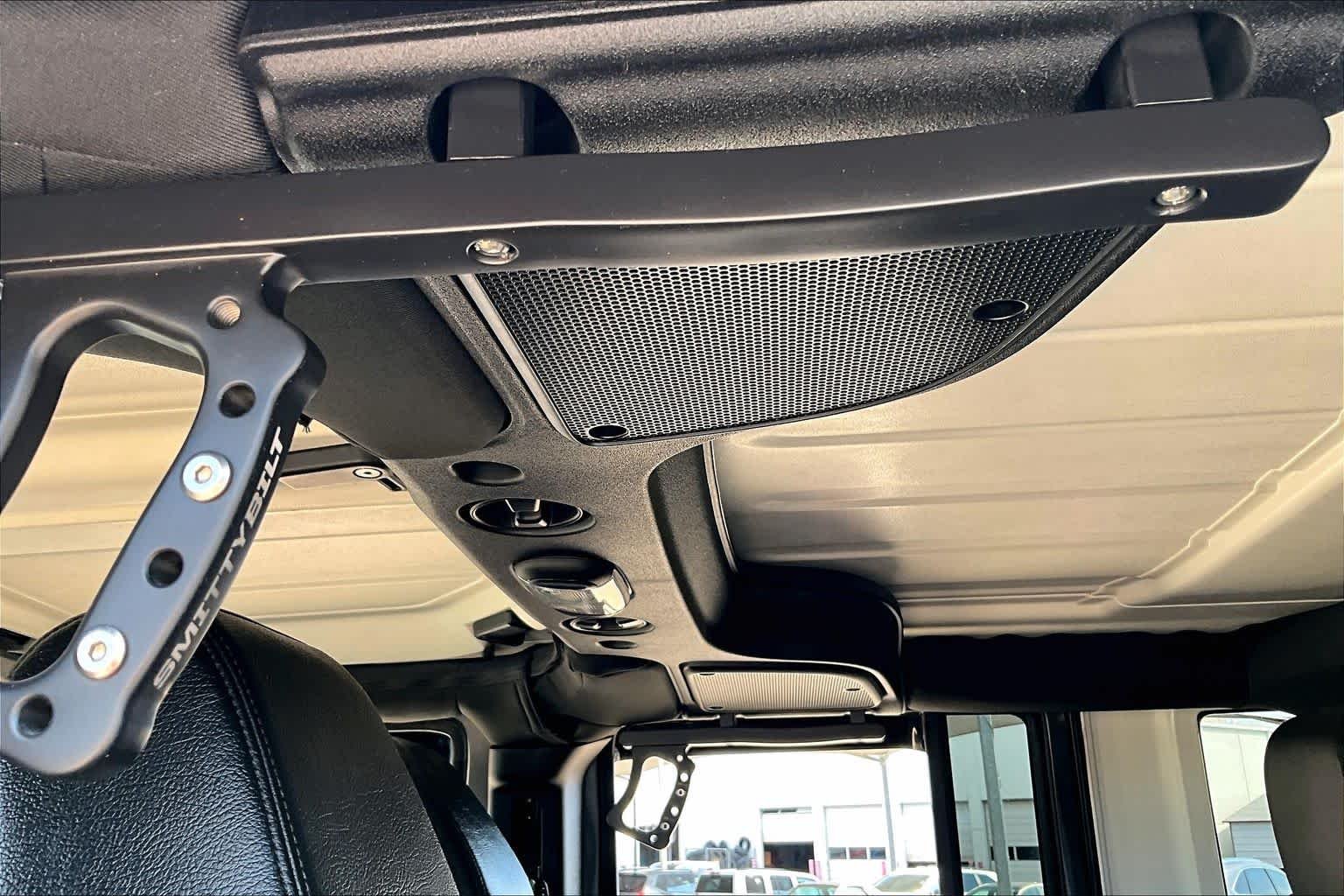 Used 2017 Granite Crystal Metallic Clearcoat Jeep Willys Wheeler image 32