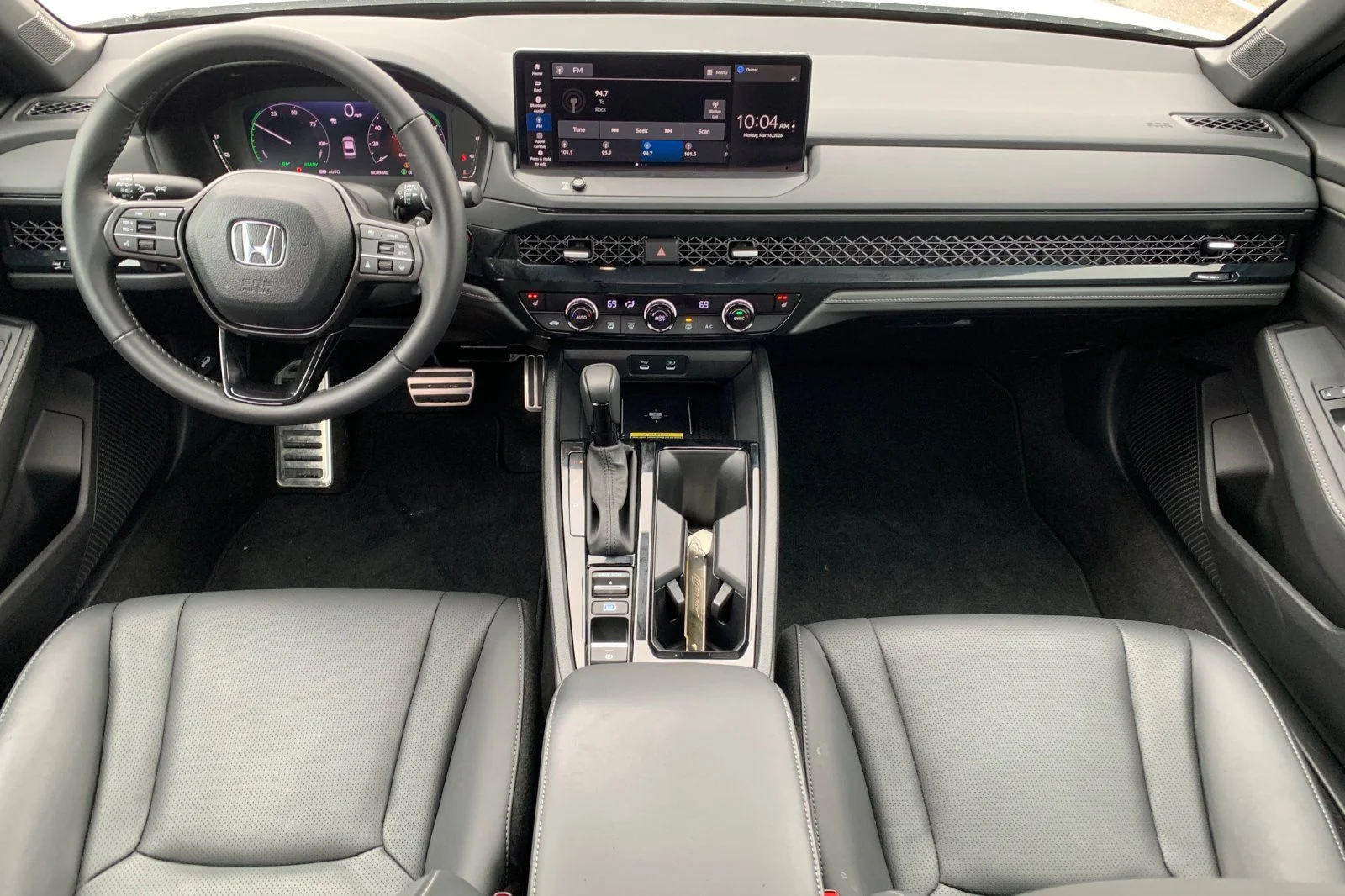 Used 2025  Honda Sport-L image 16