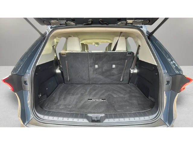 Used 2024 White Toyota Limited image 33