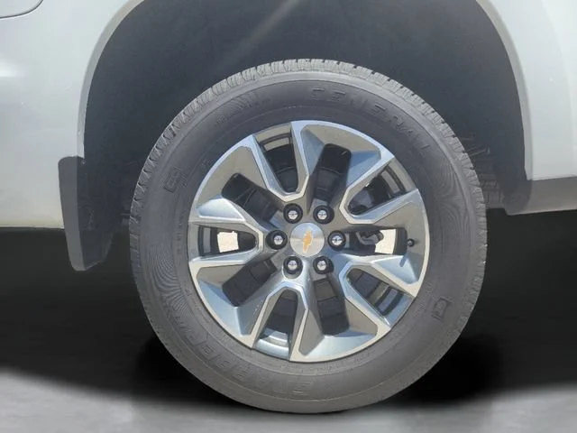 New 2026 Summit White Chevrolet LT image 33