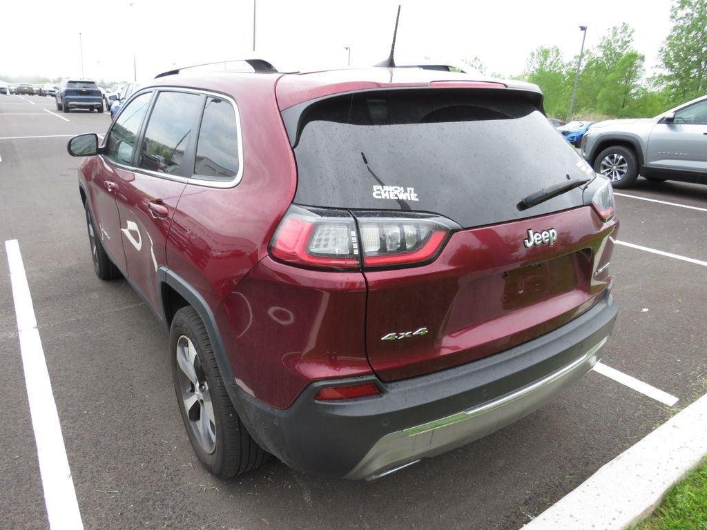 Used 2021 Velvet Red Pearlcoat Jeep Limited image 11