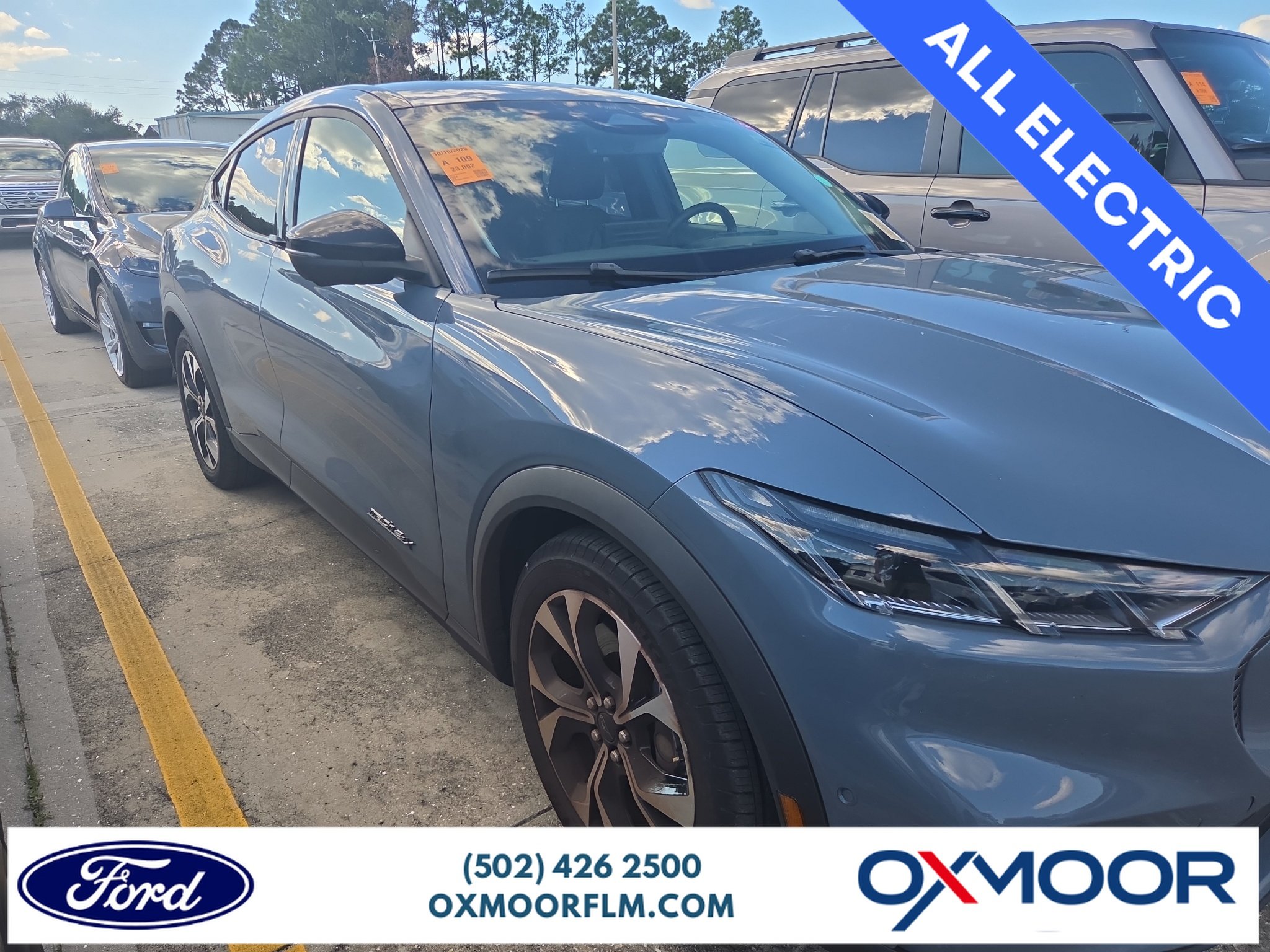 Used 2024 Vapor Blue Metallic Ford Select image 1
