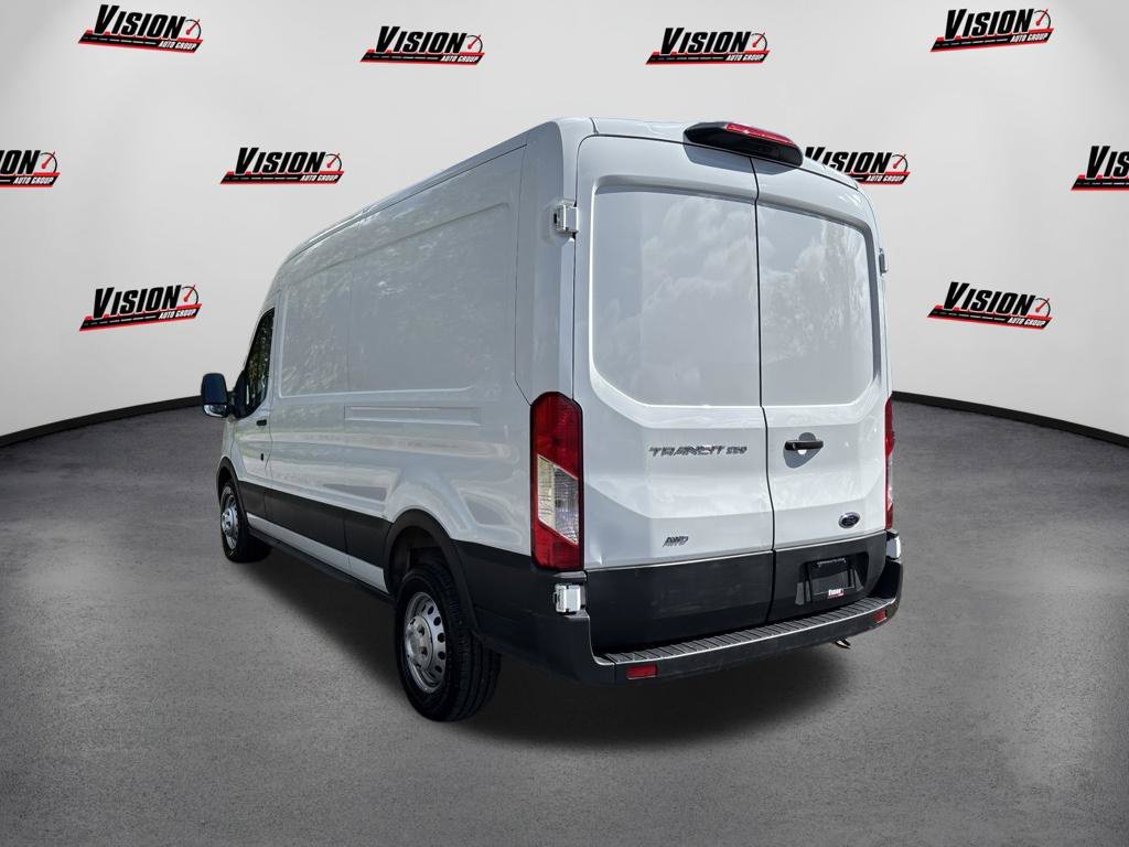 Used 2025 White Ford Base image 7