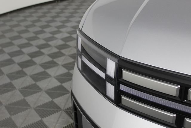 New 2026 Silver Hyundai SE image 27