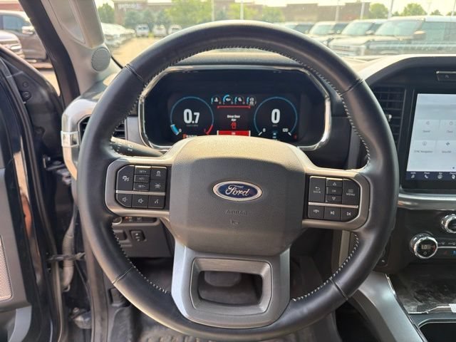 Used 2021 Blue Metallic Ford LARIAT image 18