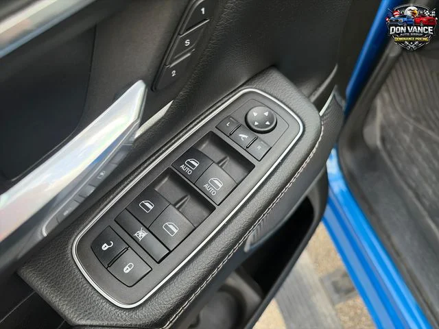 Used 2023 Blue Ram Laramie image 12