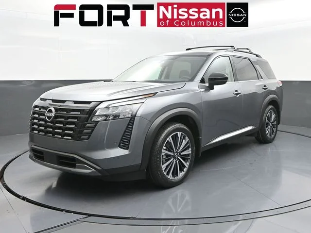2026 Nissan Pathfinder Platinum 2WD's photo