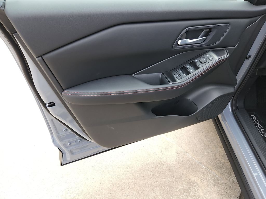 New 2026 Boulder Gray Pearl Nissan Rock Creek AWD image 20