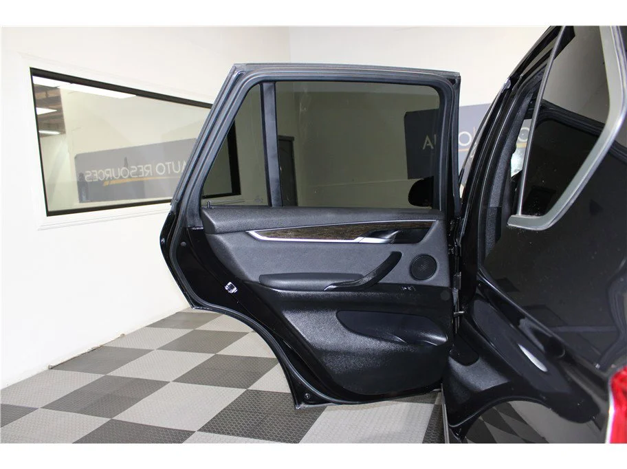Used 2017 Black BMW sDrive35i image 13