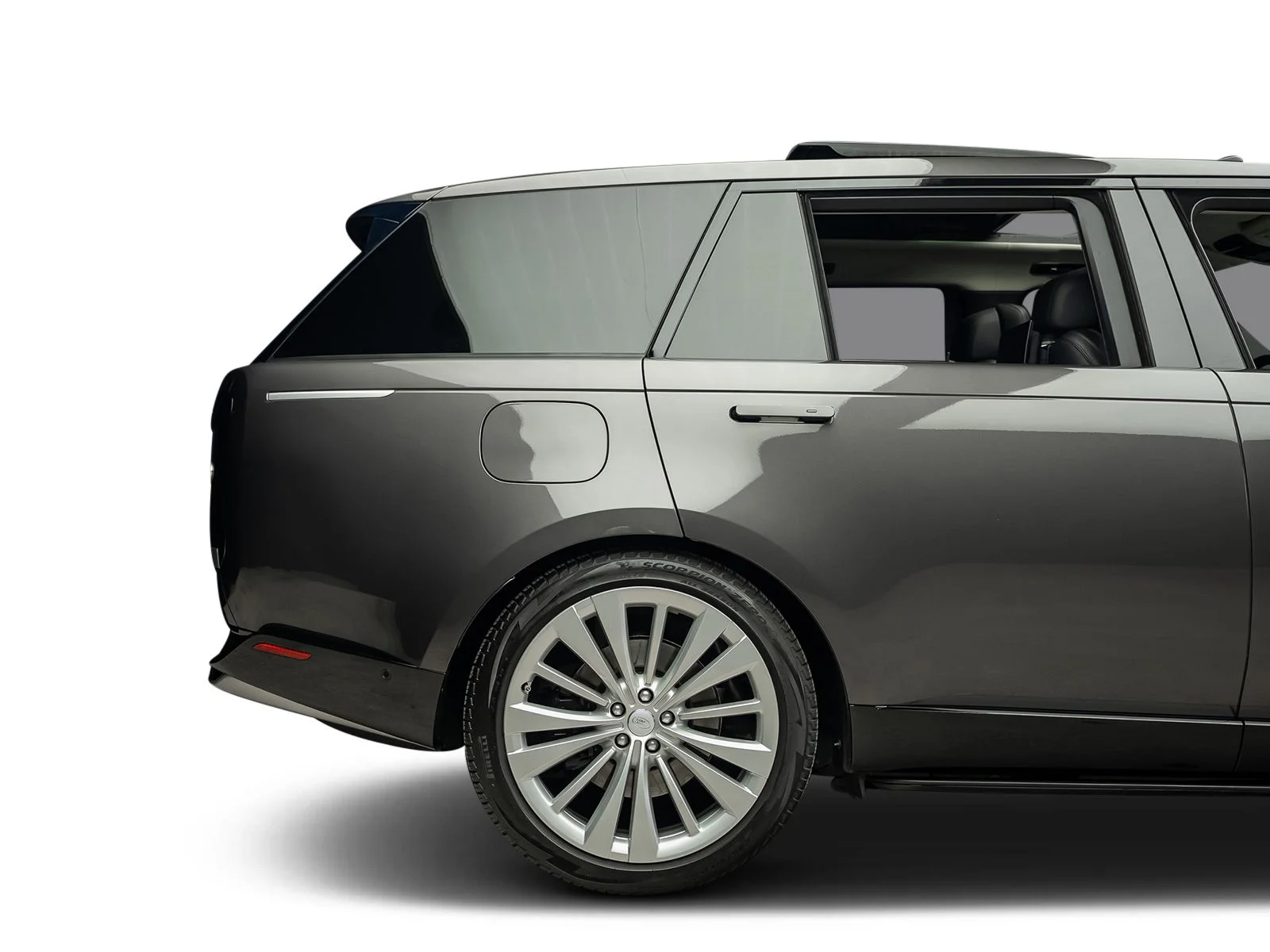 Used 2022 Green Land Rover First Edition image 27