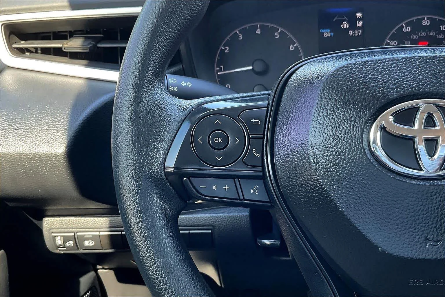 Used 2025 Blueprint Toyota LE image 23