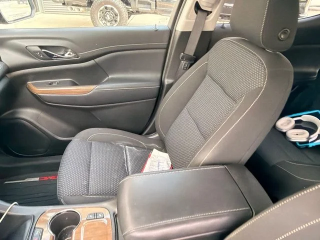 Used 2020 Red GMC SLE image 7
