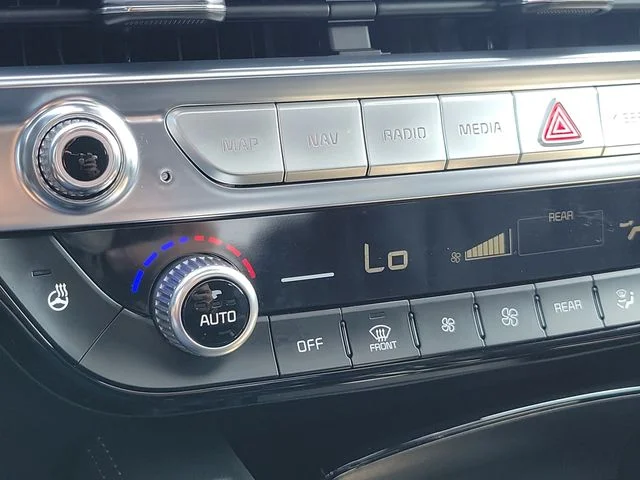 Used 2024 Gray Kia SX-Prestige X-Line image 31