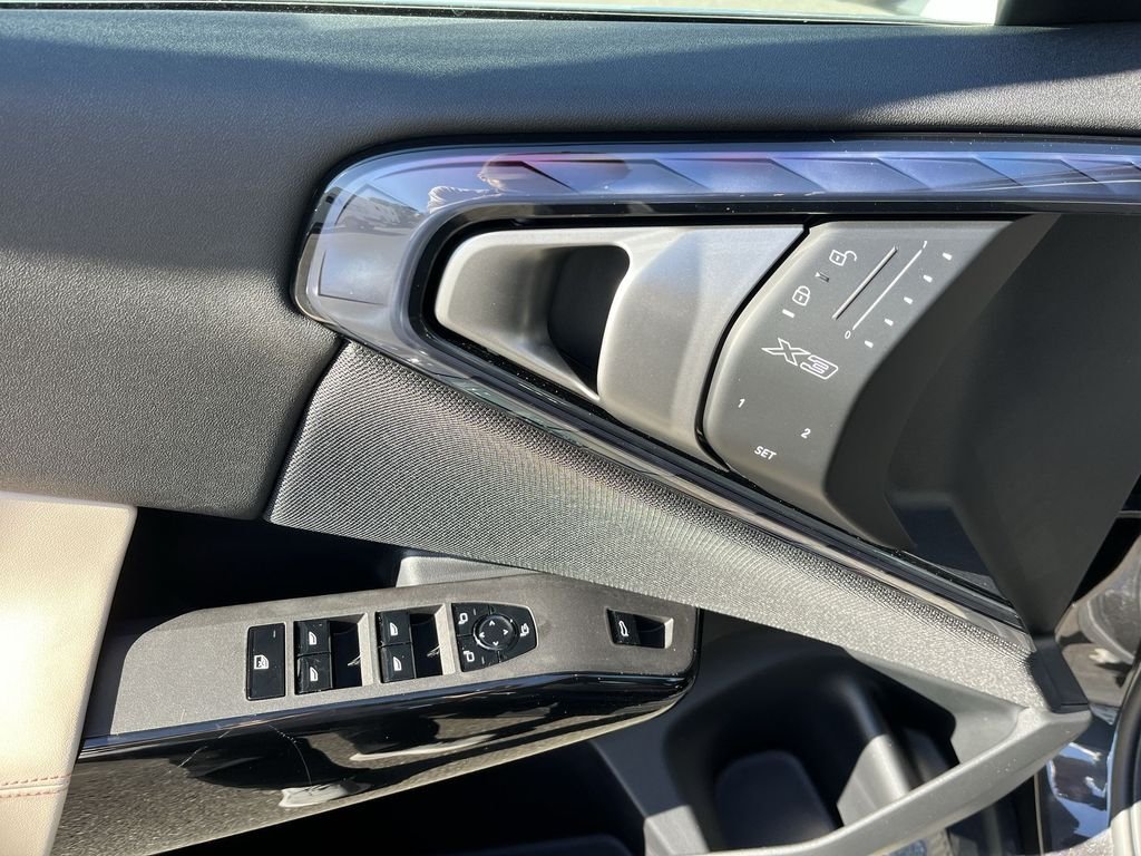 2026 BMW X3 30 - Photo 13