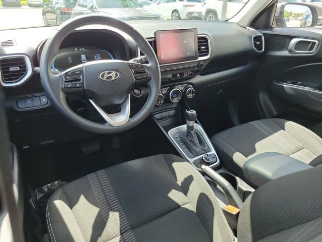2024 Hyundai Venue SEL - Photo 11