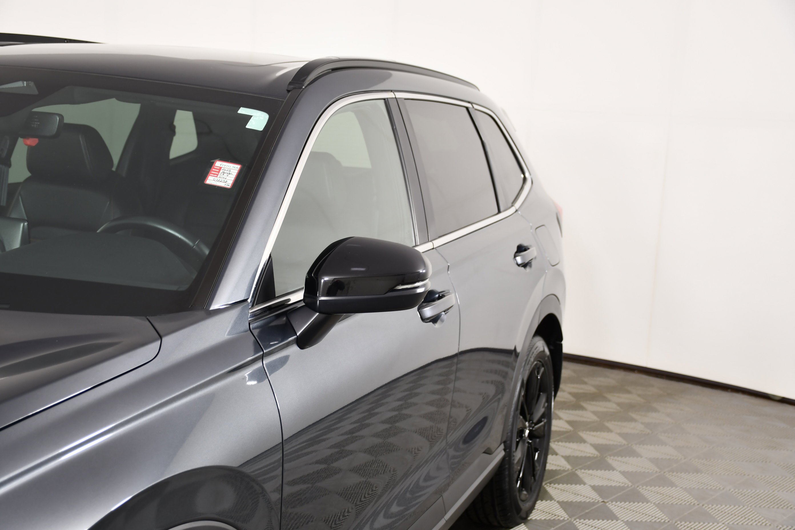 Used 2025 Meteorite Gray Metallic Honda Sport Touring image 13