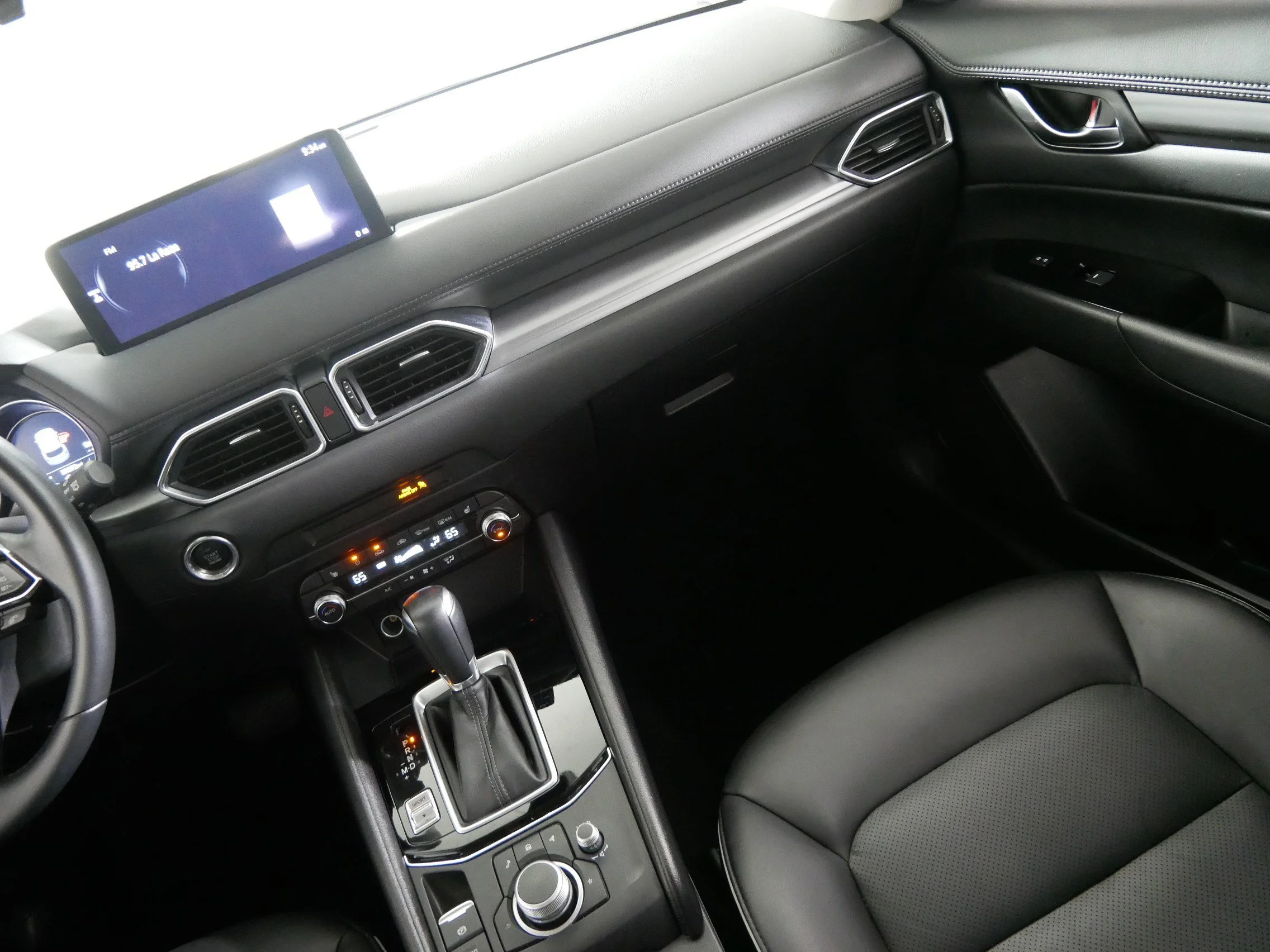 Used 2025 Jet Black Mica Mazda 2.5 S Select Package image 11