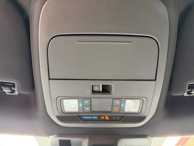 Used 2022 Black Ford XLT image 21