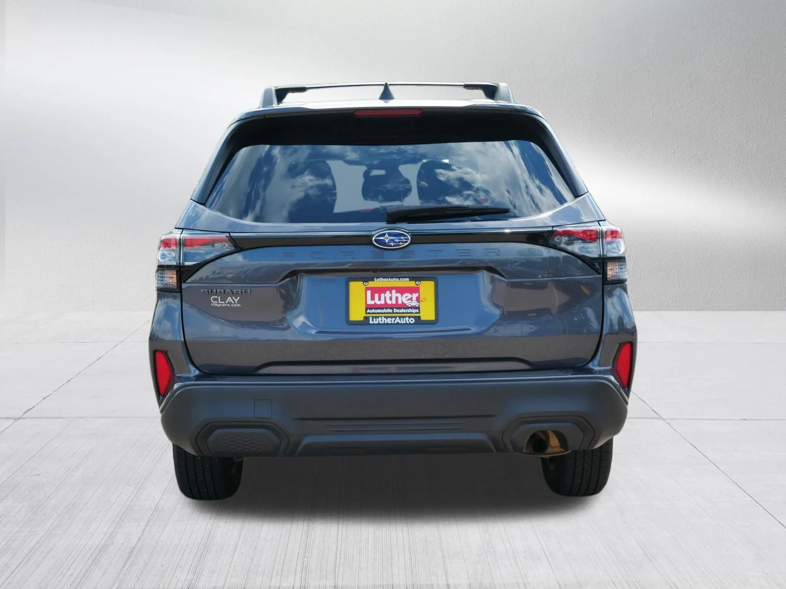 Used 2025 Magnetite Gray Metallic Subaru Premium image 6