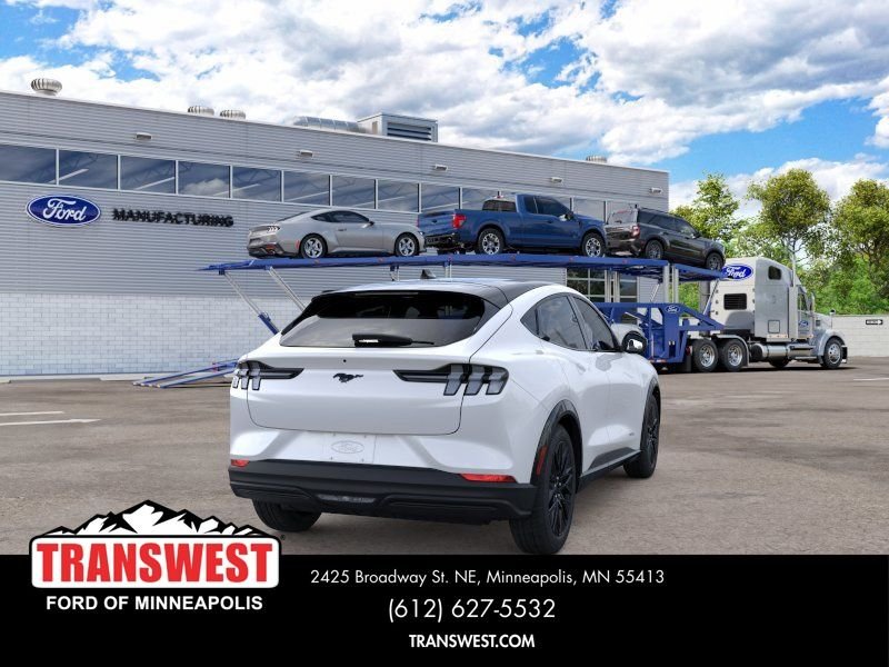 New 2026 Star White Metallic Tri-coat Ford Premium image 8