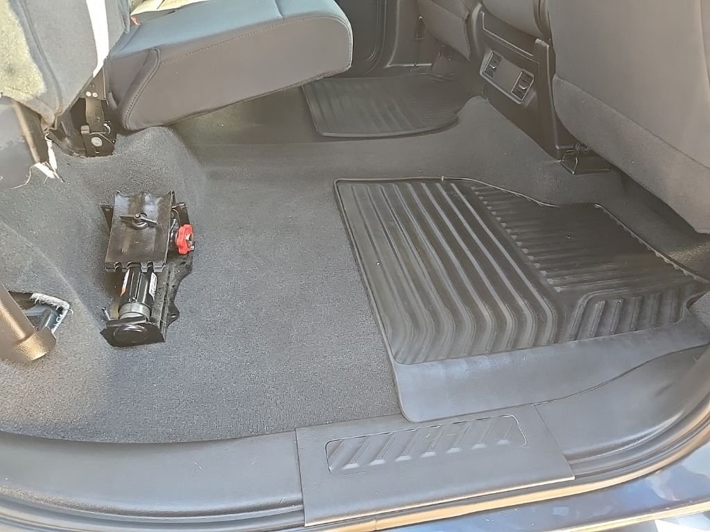 Used 2021 Gray Chevrolet Custom image 83