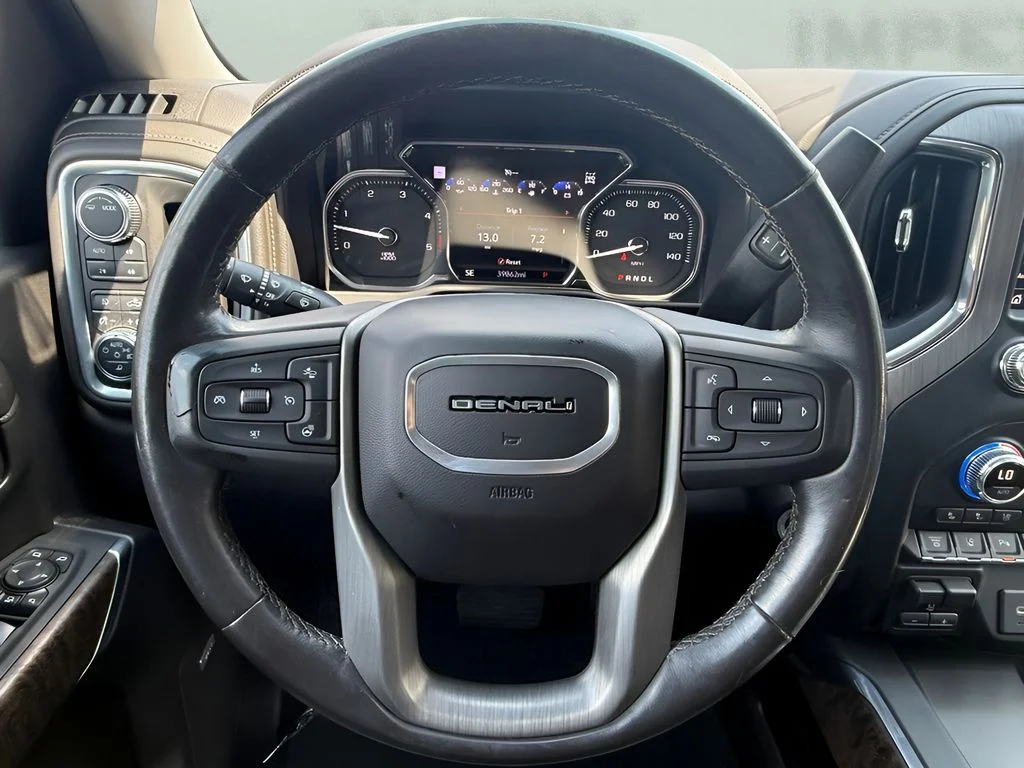 Used 2022 Black GMC Denali image 15
