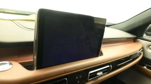 Used 2022 Blue Metallic Lincoln Reserve image 18