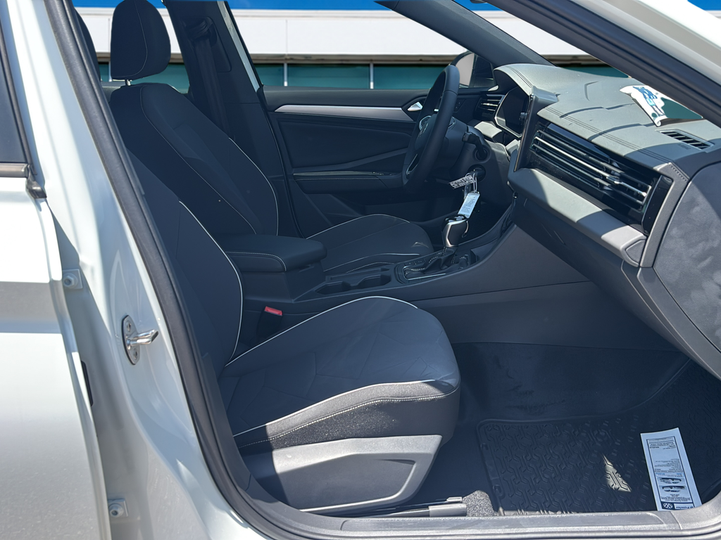 New 2026 White Volkswagen 1.5T Sport image 11