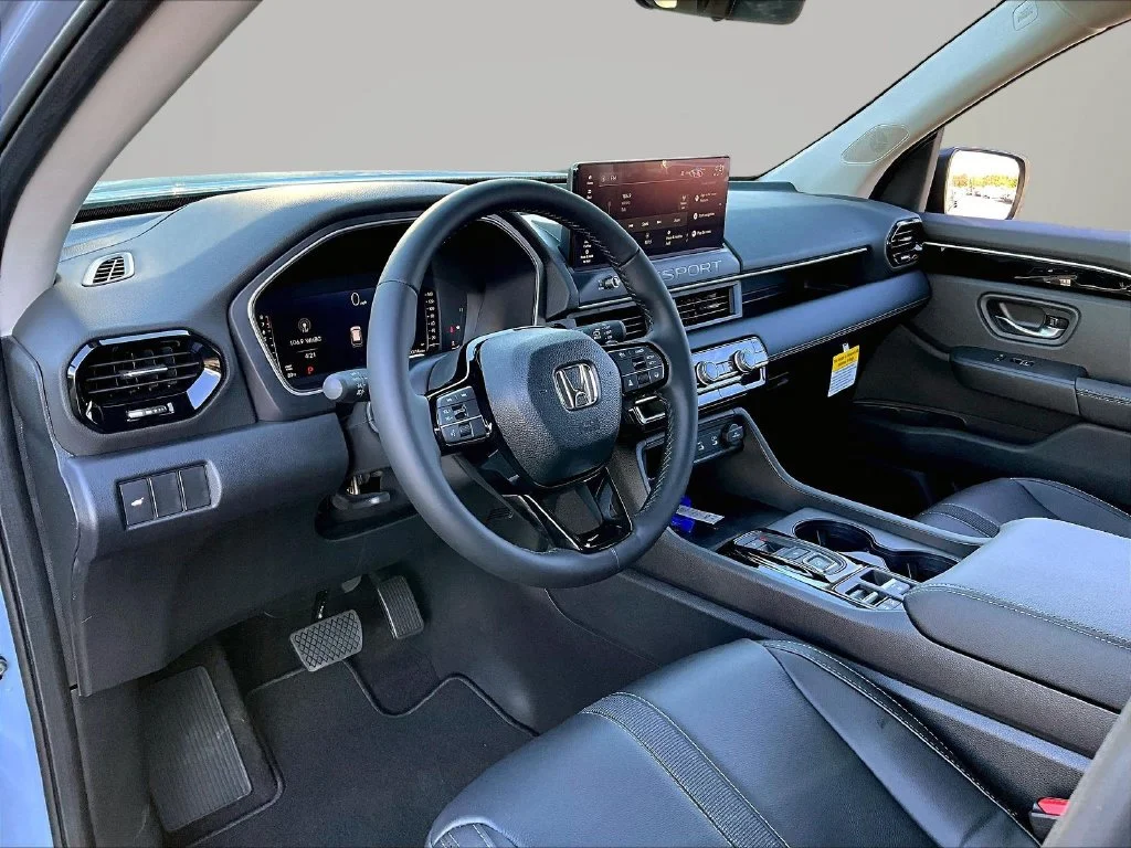 New 2026 Sonic Gray Pearl Honda RTL image 19