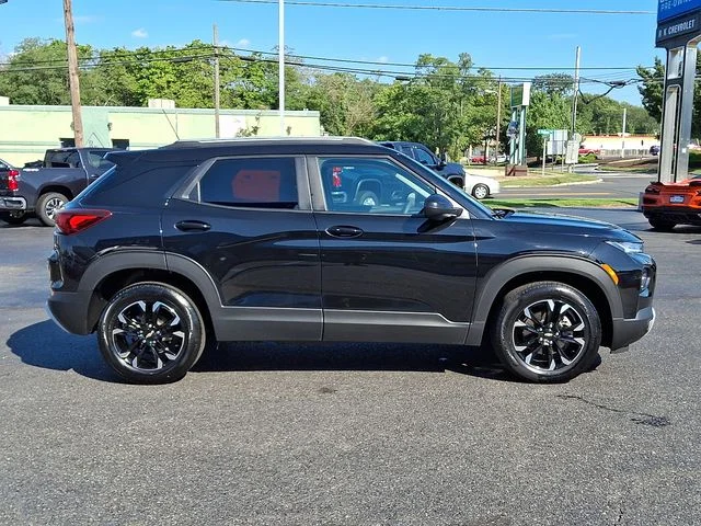 Used 2023 Black Chevrolet LT image 8