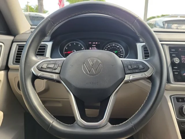 Used 2021 Blue Volkswagen 2.0T SE image 18