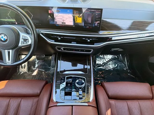 Used 2023 Gray Metallic BMW M60i image 20