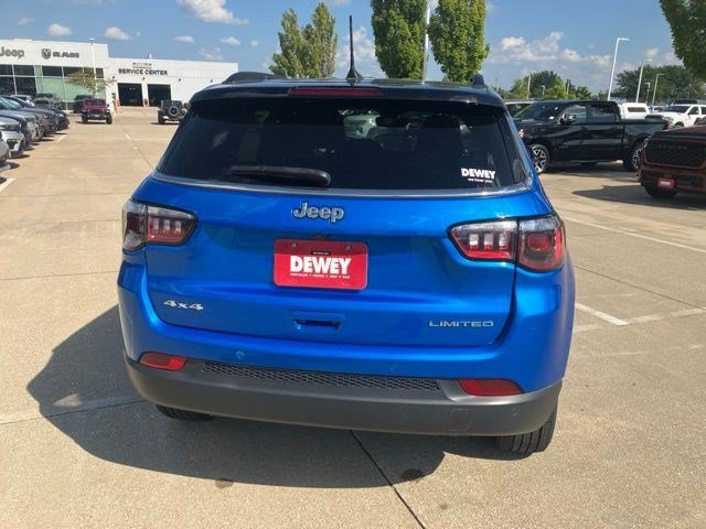 Certified Used 2025 Hydro Blue Pearlcoat Jeep Limited image 6