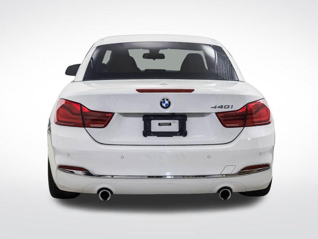 Used 2018 Alpine White BMW 440i image 4