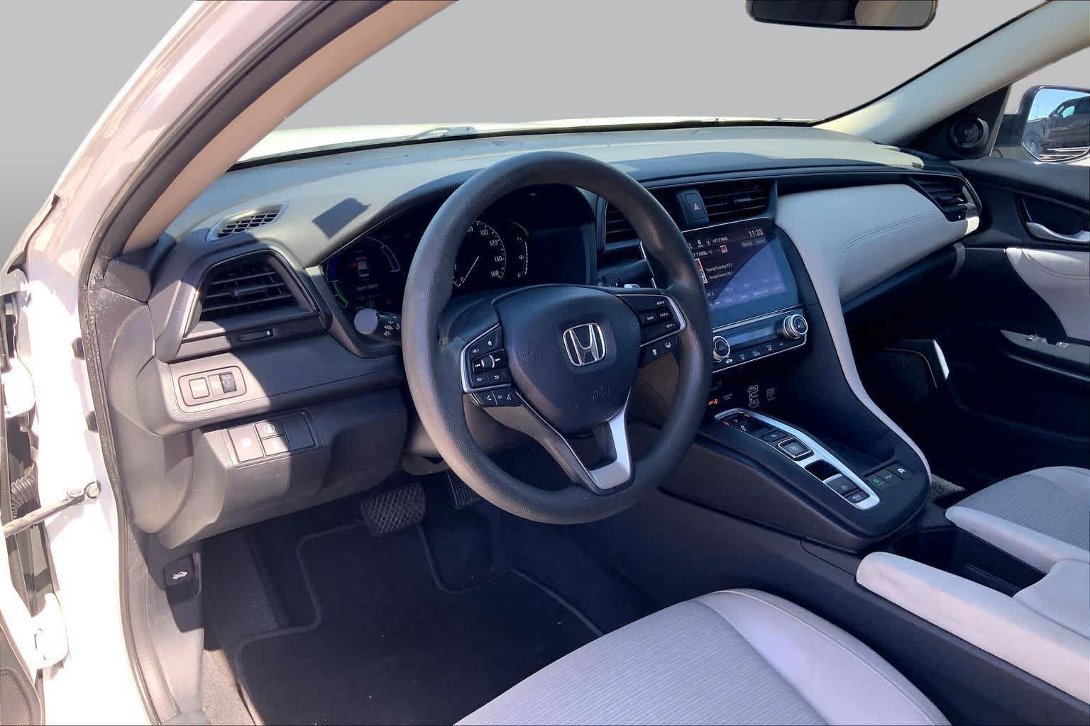 Used 2022 Platinum White Pearl Honda EX image 16