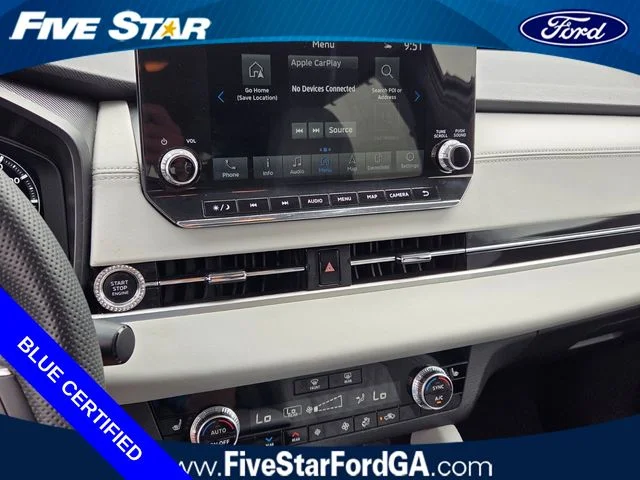 Used 2024 Gray Mitsubishi SEL image 18