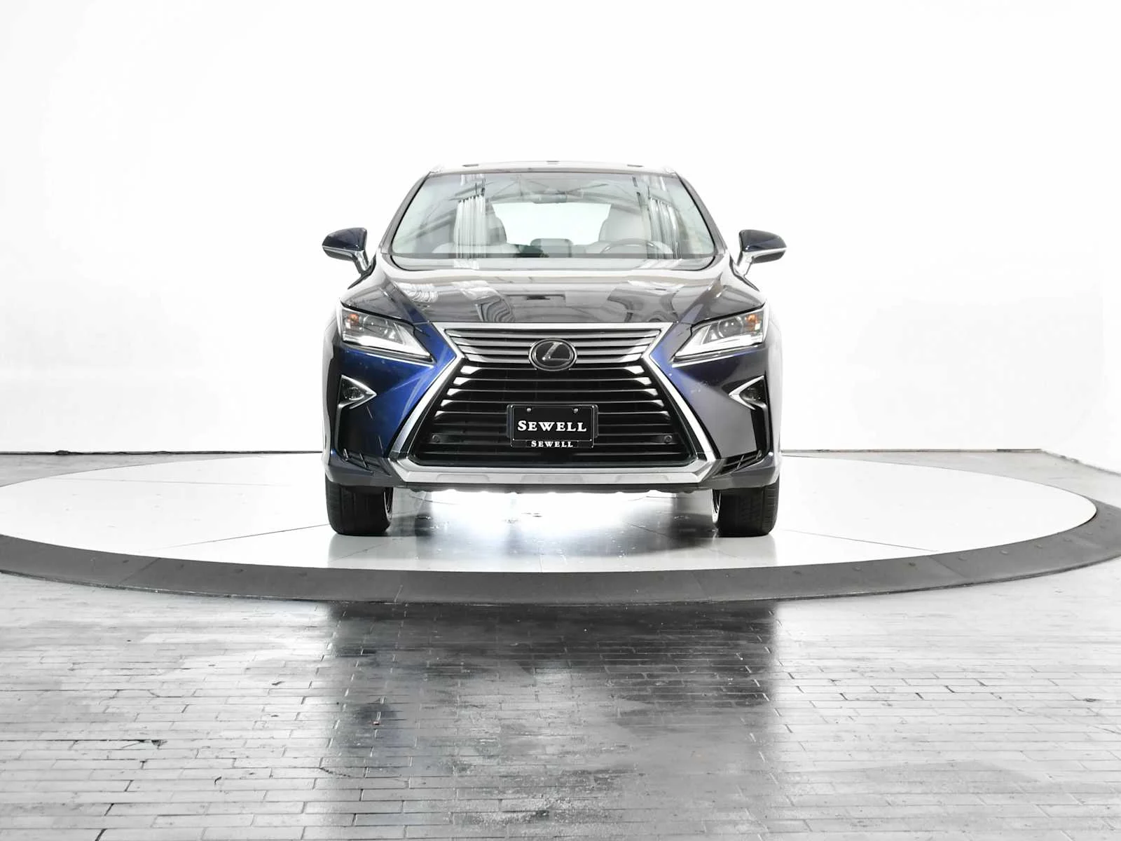 Used 2019 Nightfall Mica Lexus  image 10