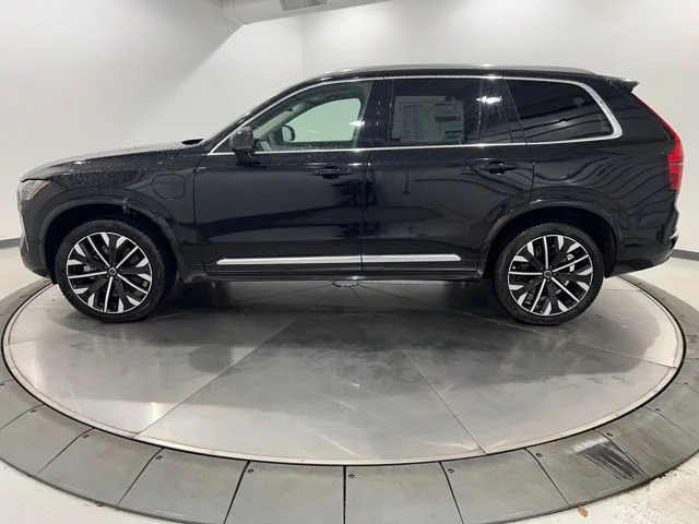 New 2026 Onyx Black Volvo Ultra image 2