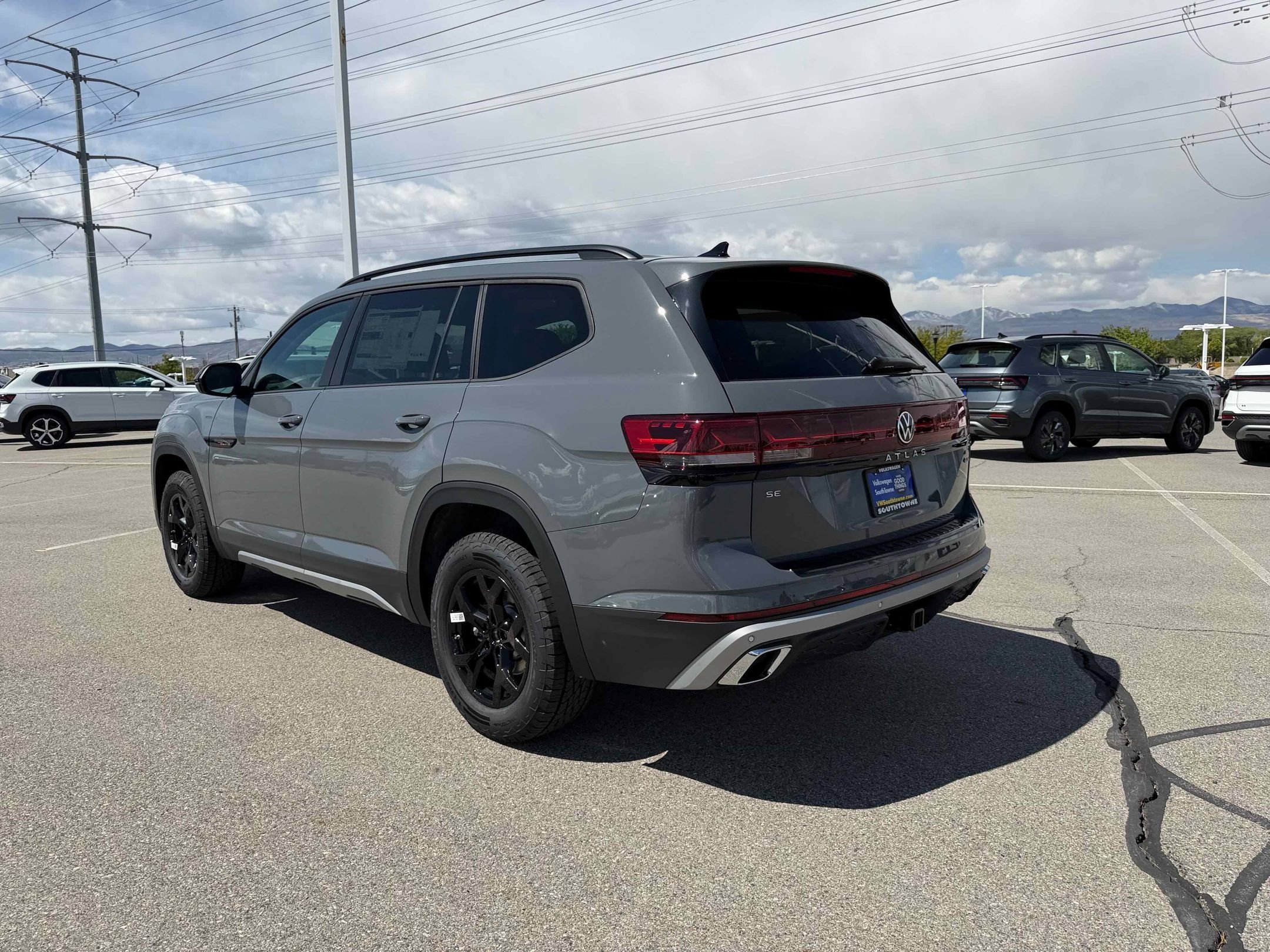 New 2026 Gray Volkswagen 2.0T Peak Edition image 5
