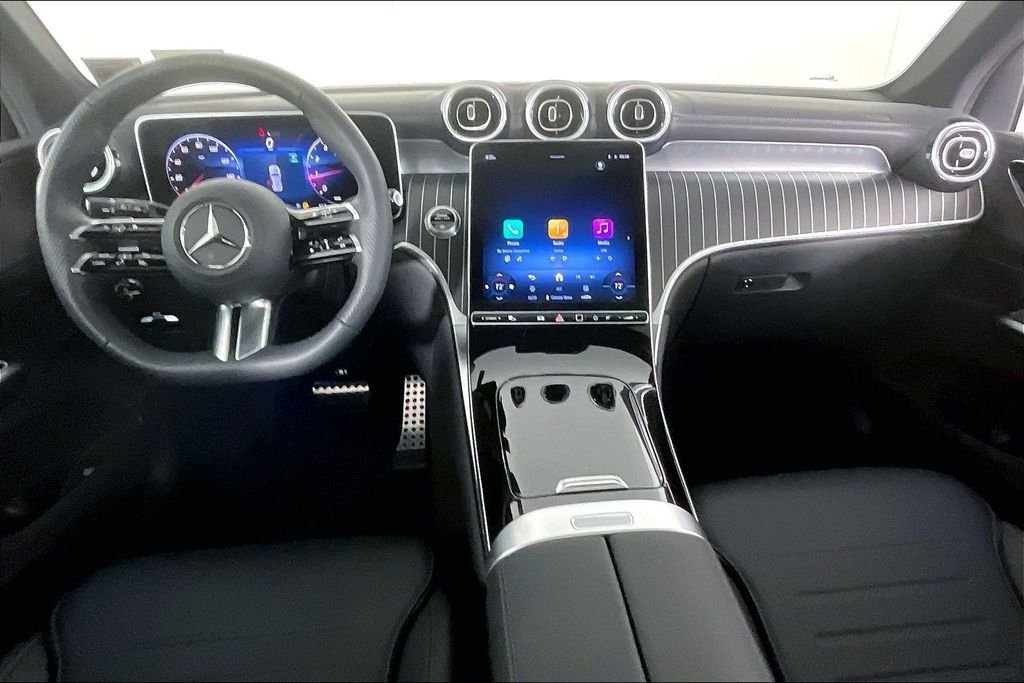 2026 Mercedes-Benz GLC Base - Photo 13