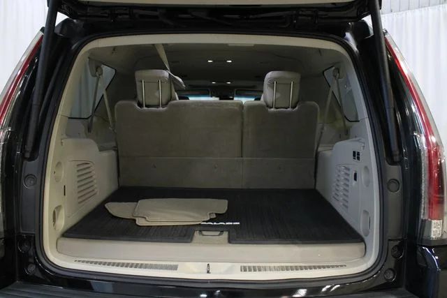 Used 2020 Black Cadillac Luxury image 32