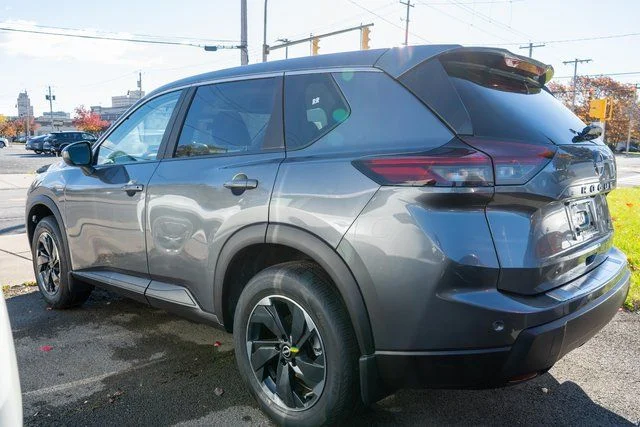 2026 Nissan Rogue SV - Photo 6